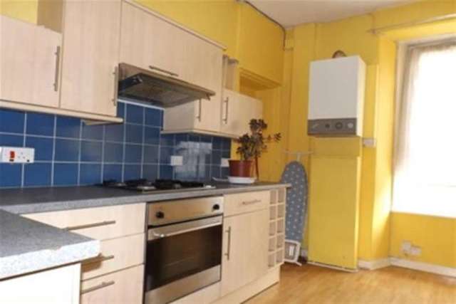  Image of 1 bedroom Flat to rent in Eden Street Dundee DD4 at Dundee, DD4 6HL