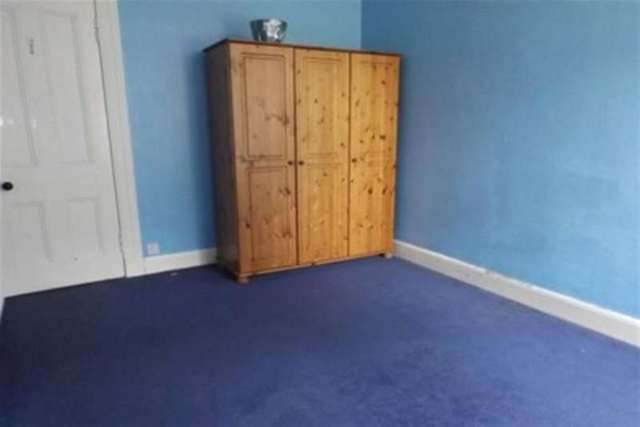  Image of 1 bedroom Flat to rent in Eden Street Dundee DD4 at Dundee, DD4 6HL