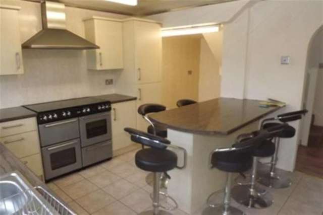  Image of 3 bedroom Detached house to rent in Edinburgh Close Bootle L30 at Bootle, L30 1PT
