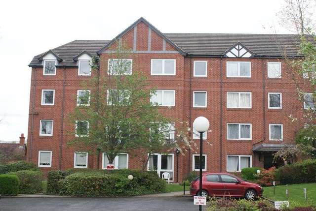  Image of 1 bedroom Property to rent in Ednall Lane Bromsgrove B60 at Ednall Lane  Bromsgrove, B60 2DB