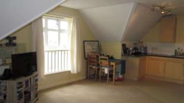  Image of 1 bedroom Flat for sale in Lumley Road Horley RH6 at Lumley Road Horley Horley, RH6 7LB