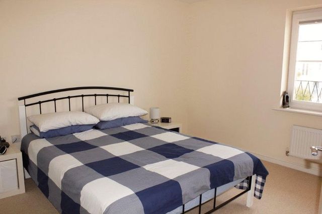  Image of 4 bedroom Terraced house for sale in Elbridge Avenue Bognor Regis PO21 at Elbridge Avenue  Bognor Regis, PO21 5AD