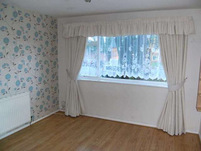  Image of 2 bedroom Property to rent in Ellerside Grove Northfield Birmingham B31 at Ellerside Grove Northfield BIRMINGHAM, B31 2RA