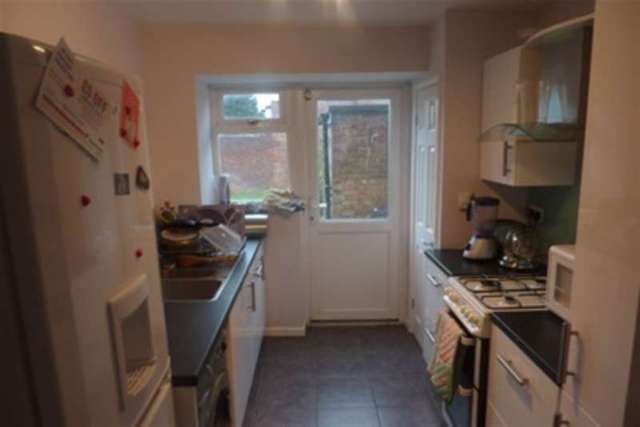  Image of 3 bedroom Semi-Detached house to rent in Ellingham Road London E15 at London, E15 2AU
