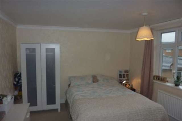  Image of 3 bedroom Semi-Detached house to rent in Ellingham Road London E15 at London, E15 2AU