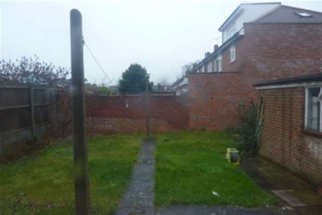  Image of 3 bedroom Semi-Detached house to rent in Ellingham Road London E15 at London, E15 2AU