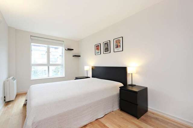 Image of 2 bedroom Flat to rent in Admiral Walk London W9 at Elm Court  Admiral Walk, W9 3TZ