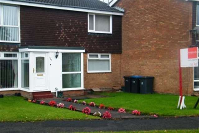  Image of 2 bedroom Flat to rent in Elmway Chester Le Street DH2 at Chester Le Street, DH2 2LG