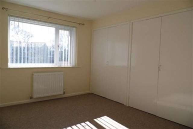  Image of 2 bedroom Flat to rent in Elmway Chester Le Street DH2 at Chester Le Street, DH2 2LG