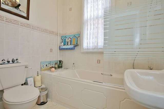 Image of 7 bedroom Semi-Detached house for sale in Emscote Road Warwick CV34 at Warwick Warwickshire, CV34 5QJ