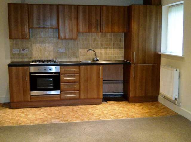  Image of 2 bedroom Apartment to rent in Brownlow Way Bolton BL1 at Bolton, BL1 3UX