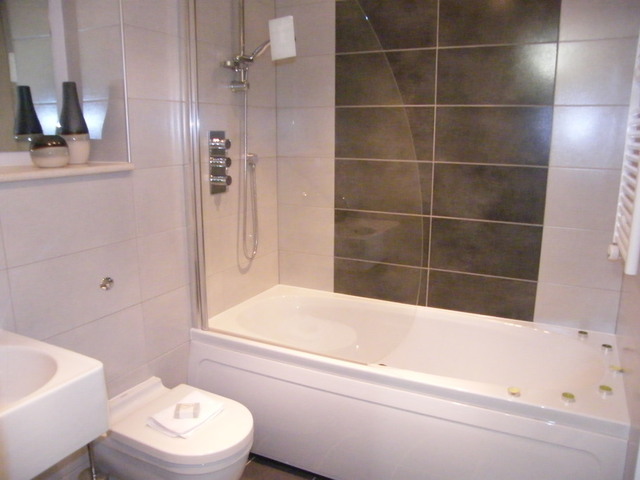  Image of 1 bedroom Apartment to rent in Essex Street Birmingham B5 at City Centre  Birmingham, B5 4TR