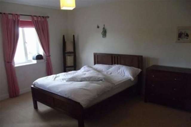  Image of 5 bedroom Terraced house to rent in Gras Lawn Exeter EX2 at Exeter, EX2 4ST