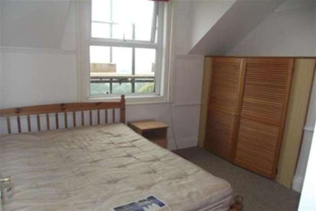  Image of 1 bedroom Maisonette to rent in Haldon Road Exeter EX4 at Exeter, EX4 4DZ