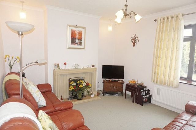  Image of 2 bedroom Detached house for sale in Exeter Road Wellington TA21 at 4 Exeter Road Spypost Wellington, TA21 9RL