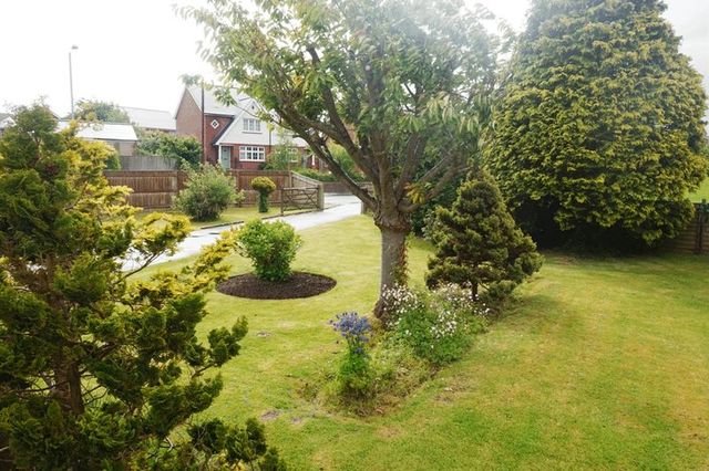  Image of 2 bedroom Detached house for sale in Exeter Road Wellington TA21 at 4 Exeter Road Spypost Wellington, TA21 9RL