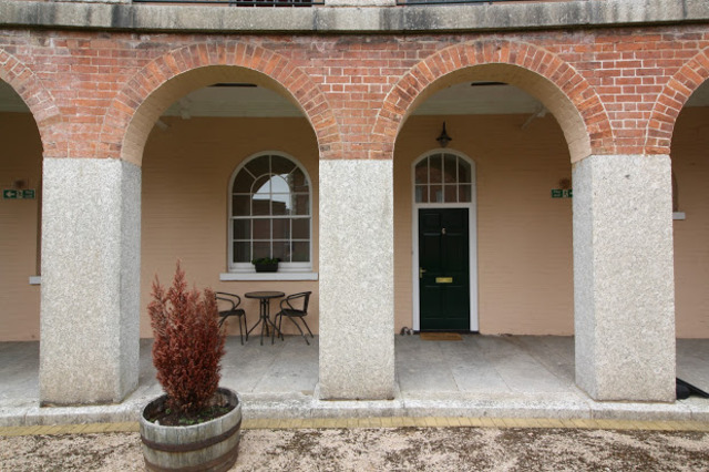  Image of 2 bedroom Apartment to rent in Lower Cloister Walk Exminster Exeter EX6 at EXMINSTER  EXETER, EX6 8TZ