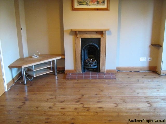  Image of 3 bedroom Terraced house to rent in Eynsham Court Woolstone Milton Keynes MK15 at <br>Woolstone  Milton Keynes, MK15 0BY
