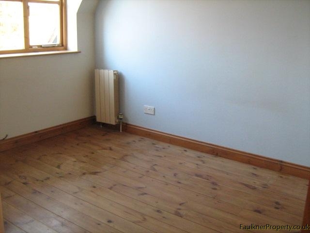  Image of 3 bedroom Terraced house to rent in Eynsham Court Woolstone Milton Keynes MK15 at <br>Woolstone  Milton Keynes, MK15 0BY