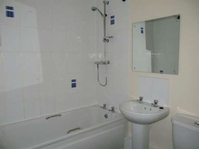  Image of 1 bedroom Flat to rent in Fairfax Close Biddulph Stoke-on-Trent ST8 at Fairfax Close  Stoke On Trent, ST8 6ER