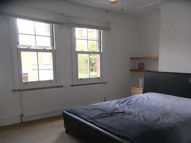 Image of 2 bedroom Property for sale in Falkland Road Barnet EN5 at Falkland Road  Barnet, EN5 4LG