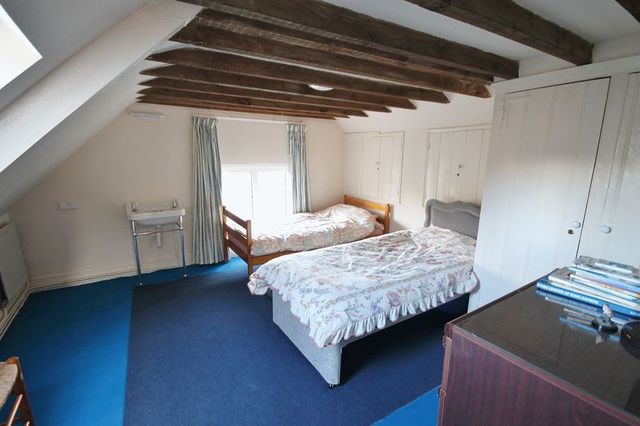  Image of 5 bedroom Detached house for sale in Nadderwater Nadderwater Exeter EX4 at Nadderwater  Exeter, EX4 2JH