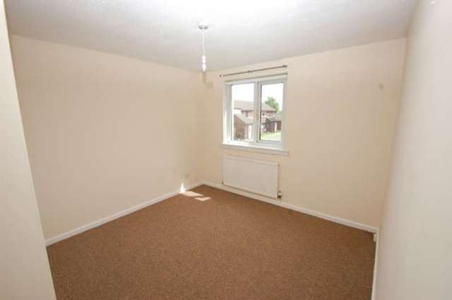  Image of 2 bedroom Flat for sale in Faskin Place Glasgow G53 at Faskin Place  Crookston, G53 7BZ