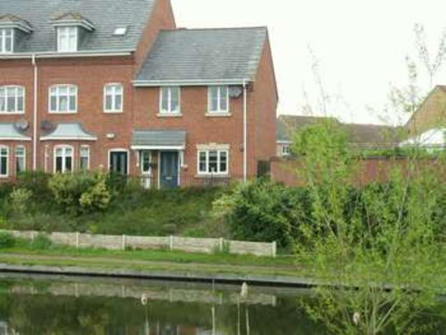  Image of 3 bedroom Terraced house to rent in Fen Close Kidderminster DY10 at Fen Close  Kidderminster, DY10 2HR