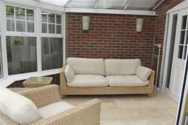  Image of 3 bedroom Detached house to rent in Field Close Southampton SO16 at Southampton, SO16 3DY
