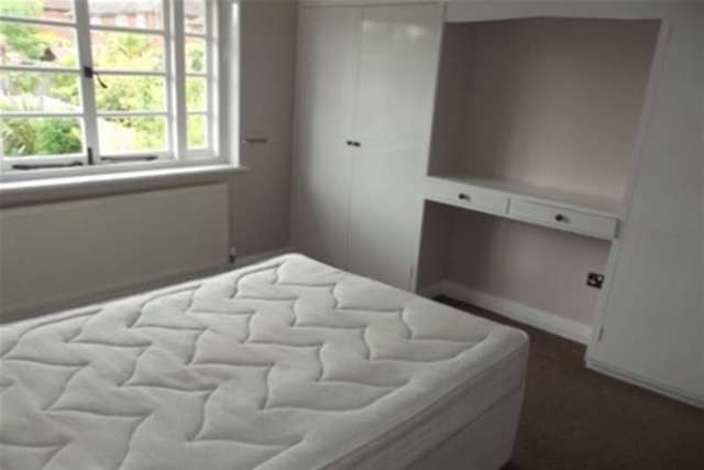  Image of 3 bedroom Detached house to rent in Field Close Southampton SO16 at Southampton, SO16 3DY
