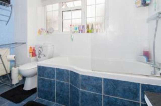  Image of 5 bedroom Detached house for sale in Fishtoft Road Fishtoft Boston PE21 at Boston Lincolnshire Skirbeck, PE21 0BJ