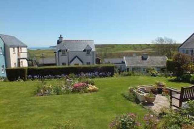  Image of 1 bedroom Flat for sale in Penally Tenby SA70 at Penally Tenby Penally, SA70 7QB