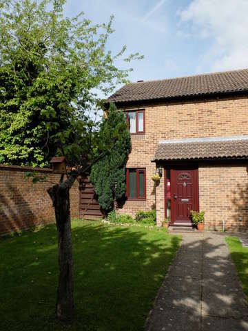  Image of 2 bedroom End of Terrace for sale in Flatford Place Kidlington OX5 at Kidlington Oxfordshire, OX5 1TH