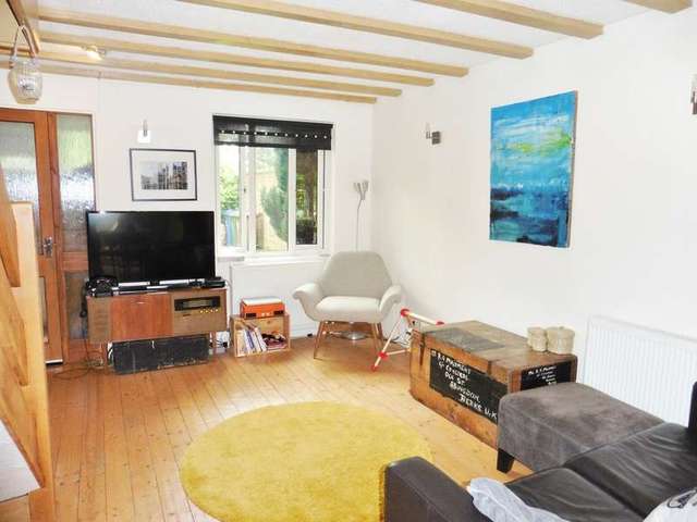  Image of 2 bedroom End of Terrace for sale in Flatford Place Kidlington OX5 at Kidlington Oxfordshire, OX5 1TH