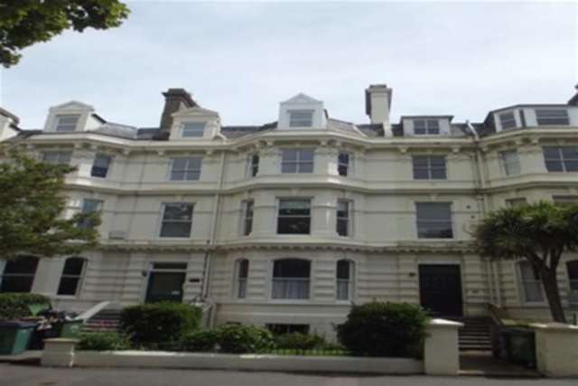  Image of 2 bedroom Flat to rent in Castle Hill Avenue Folkestone CT20 at Folkestone, CT20 2QT