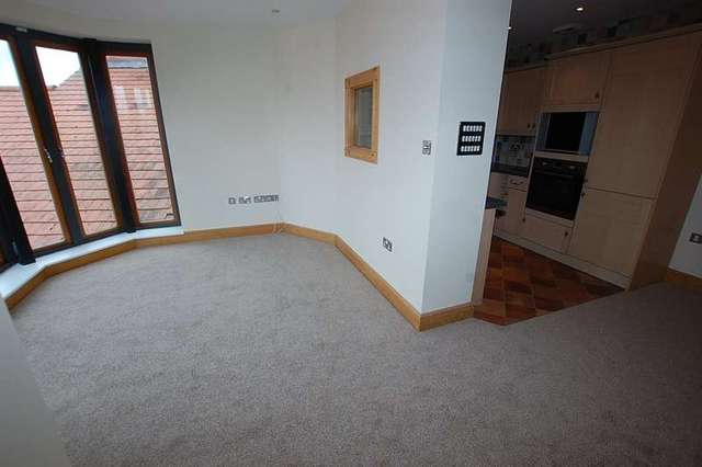  Image of 2 bedroom Flat to rent in Foregate Street Chester CH1 at Chester Chester, CH1 1HJ
