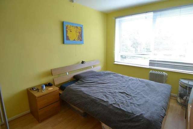  Image of 2 bedroom Flat for sale in Forest Road Moseley Birmingham B13 at Forest Road  Birmingham, B13 9DL