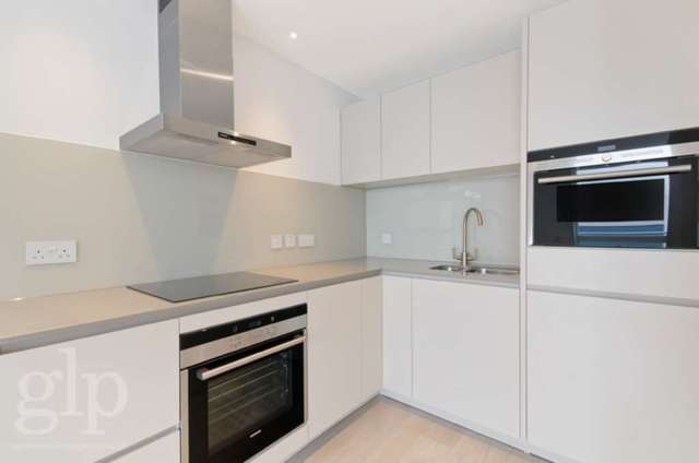  Image of 1 bedroom Apartment to rent in Fouberts Place London W1F at Fouberts Place Soho London, W1F 7PH