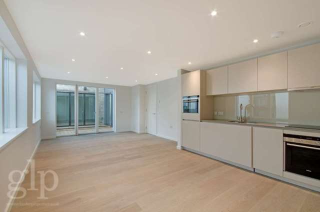  Image of 1 bedroom Apartment to rent in Carnaby Street London W1F at Kingly Street Soho London, W1F 7DB