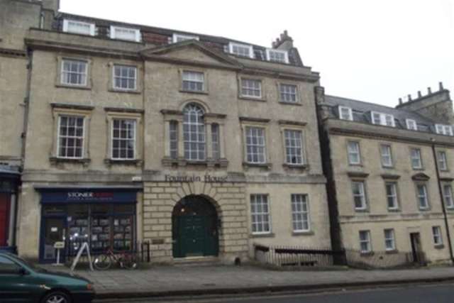  Image of 1 bedroom Flat to rent in Fountain Buildings Bath BA1 at Bath, BA1 5DU