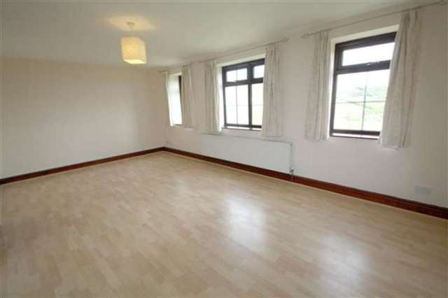  Image of 1 bedroom Apartment for sale in Bradshaw Lane Bradshaw Halifax HX2 at Ogden, HX2 9UA