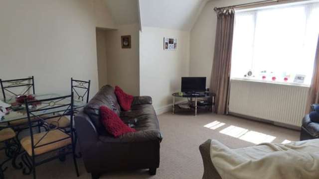  Image of 2 bedroom Detached house to rent in Greets Green Road West Bromwich B70 at Greets Green Road  West Bromwich, B70 9ET