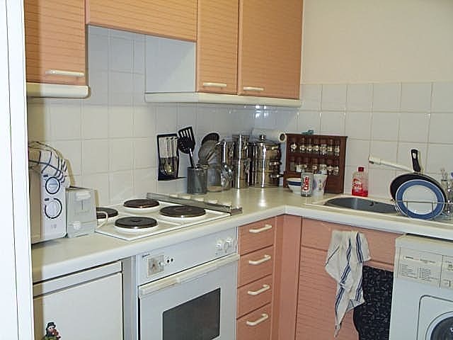  Image of Apartment to rent in Field Common Lane Walton-on-Thames KT12 at Field Common Lane  Walton On Thames, KT12 3QH