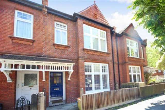  Image of 4 bedroom Detached house to rent in Gainsborough Road London W4 at London, W4 1NJ