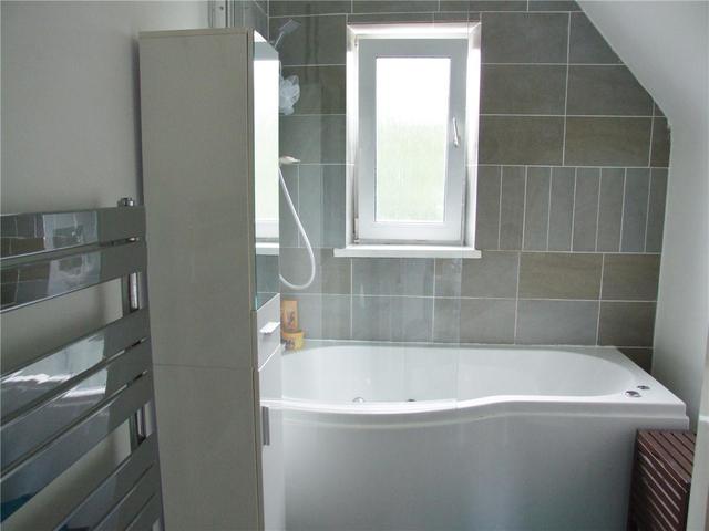  Image of 2 bedroom Flat to rent in Gairn Terrace Aberdeen AB10 at City Centre Aberdeen Aberdeen, AB10 6AX