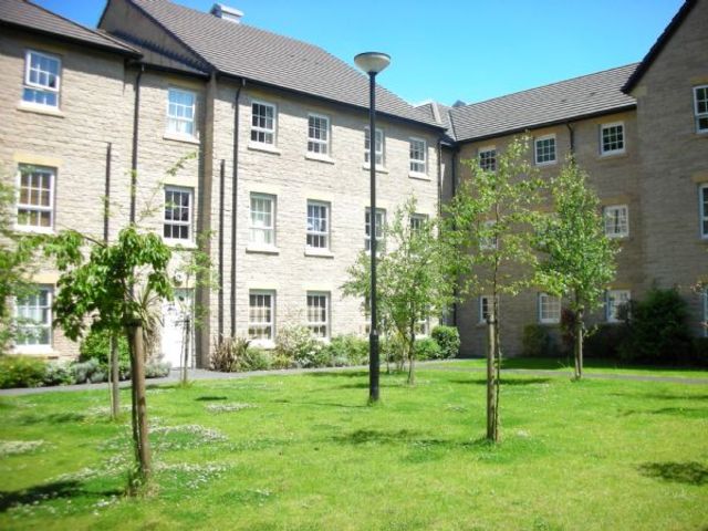  Image of 2 bedroom Flat for sale in Gale Close Littleborough OL15 at Gale Close  Littleborough, OL15 9EJ