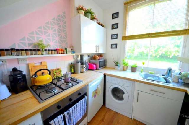  Image of 1 bedroom Apartment to rent in Gifford Street London N1 at Gifford Street  Islington, N1 0DF