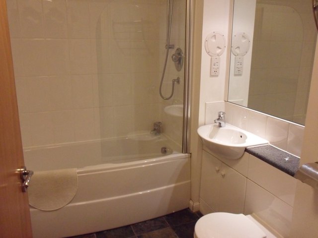  Image of 2 bedroom Flat to rent in Gilmerton Road Edinburgh EH17 at Gilmerton Edinburgh Edinburgh, EH17 7PU