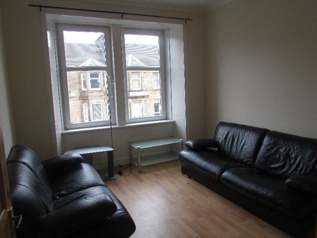  Image of 1 bedroom Flat to rent in Glasgow Road Paisley PA1 at Paisley Renfrewshire Renfrewshire, PA1 3NU