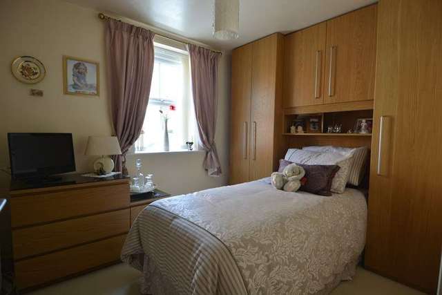  Image of 2 bedroom Ground Flat for sale in Glaslyn Avenue Rowley Regis B65 at Glaslyn Avenue  Rowley Regis, B65 8EG